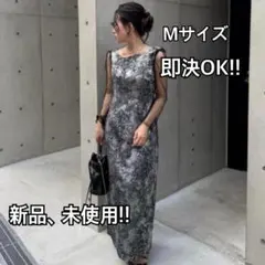 【新品未使用】LE'RURE オケージョンワンピース お呼ばれドレス　M 結婚式のサムネイル