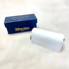 【非売品】ディズニーホテル　記念品　印鑑ケース　リップケース　ホワイト