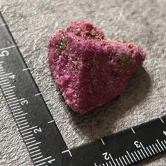 サービス品⭐︎天然石　ルビー　原石　パイライト共生