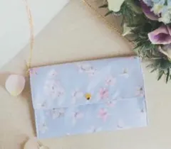 ゼクシィ付録 Maison de FLEUR Petite Robeマルチケース