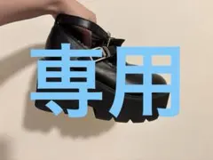 【専用】BUBBLES 厚底 ストラップシューズ ブラックのサムネイル