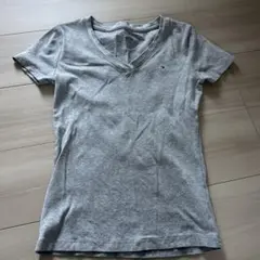 TOMMY HILFIGER VネックTシャツ グレー XSのサムネイル