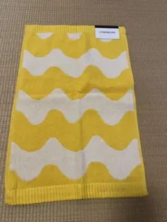 Item thumbnail for item 64764395-d339-4fd9-aaf3-ee72aab1ab04