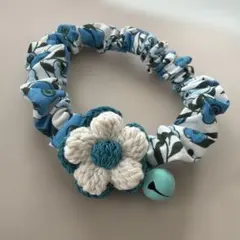 花柄シュシュ首輪　ペット用アクセサリー 鈴付き
