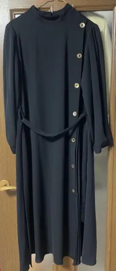 【新品タグ付き】ZARA ロング ワンピース Mサイズ 長袖