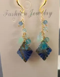 ブラックシェル×水晶 ロゼンジカービング ピアス 2025年最新】ローゼンジの人気アイテム - メルカリ