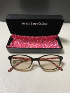 マリメッコ 眼鏡フレーム　サングラスのサムネイル