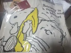 新品 PEANUTS スヌーピー　コットン トートバッグ Mサイズ