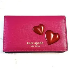 mari様❢ katespade レザー パフィハートロゴ ミディアム 美品 - メルカリ