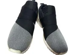 adidas originals アディダス　オリジナル　スニーカー　スリッポン