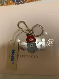 新品未使用　マリメッコ ウニッコ キーホルダー