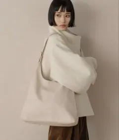 ★美品★LOWRYSFARMヤワラカルイ2WAYショルダーBAGのサムネイル