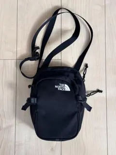 THE NORTH FACE ショルダーバッグ ブラックのサムネイル