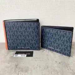未使用 マイケルコース カードケース付二つ折り財布 クーパー MK シグネチャー