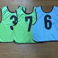molten ビブス 3, 6, 7 番　緑×2 青×１
