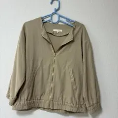 pink adobe ノーカラージャケット M ベージュ　ブルゾン