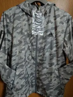 〈未使用〉adidas グレー迷彩 フード付きナイロンジャケット　Lサイズ