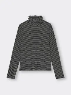 タートルネック 黒 Tシャツ