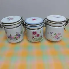 Item thumbnail for item 985f50fc-23bd-4da0-bfef-5dd70642a0ca