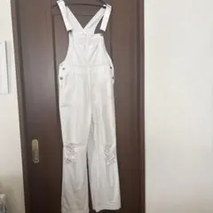 WEGOホワイトデニム　ダメージオーバーオール