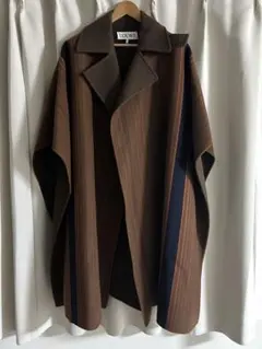 希少/スエードコート✨ LOEWE ダークブラウン M相当 ロング 鹿革 最新「コート×BAG」スタイル見本帖 in LOEWE | VERY NaVY