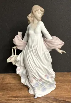 LLADRO リヤドロ 人魚 マーメイド フィギュリン 陶器人形 - メルカリ