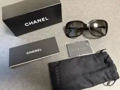 CHANEL サングラス リボン ブラックのサムネイル