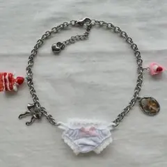MOMENTEL Lingerie strawberry necklace