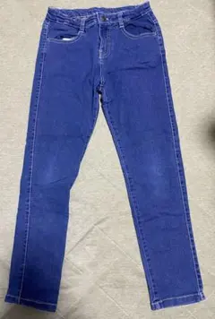 ブルーデニムジーンズ
