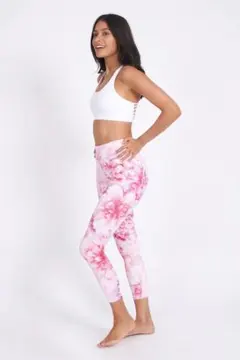 ☆ダーマバムズ　DHARMABUMS　ヨガ ピラティスレギンス　花柄　新品　Ｍ☆