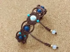 #219　ハンドメイド　マクラメブレスレット　ハウライト　ソーダライト