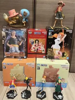 ワンピース フィギュア まとめ売り 9体 & ワンピース ルームライト 2個