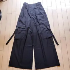 美品　ページボーイ　黒系ストライプ柄カーゴワイドパンツ　M