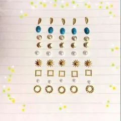 ネイルパーツ300円45個セット 2種類変更することができます