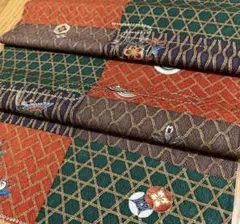 2554⭐︎正絹⭐︎飛鳥花文⭐︎一面の金彩⭐︎ハギレ　36×167