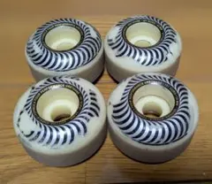 Spitfire Pro Classics スケートボードホイール 4個セット - メルカリ