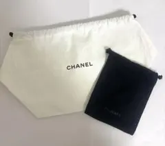 シャネル　ノベルティ　巾着ポーチ　ホワイト　ブラック　２つセット　モノトーン