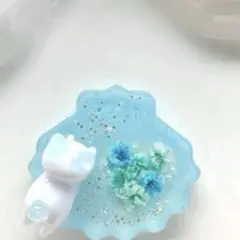 【再販△】レジン　ヘアゴム シェル型 猫ちゃん 花　ラメブルー◡̈♥︎ 再販△】レジン ヘアゴム シェル型 猫ちゃん 花 ラメブルー◡̈