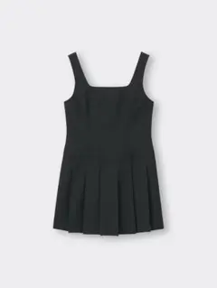 新品タグ付き　GU ローウエストプリーツジャンパードレスNTQ S