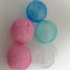 ガチャガチャ カプセル 空