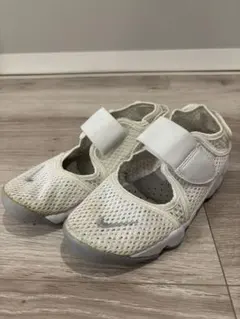 NIKE エアリフト　22cm キッズ