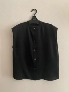 定価4.2万円【極美品】BLENHEIM ラッフルフリルジレ 黒 エムプルミエ 華やかなグログランオープンリボンペプラムジレはオールブラック