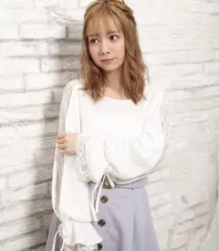 値下げしました！可愛いINGNI イング 袖割れキャンディースリーブトップス M