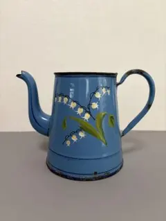 アンティークホーロー 鈴蘭の花の青色ジャグ