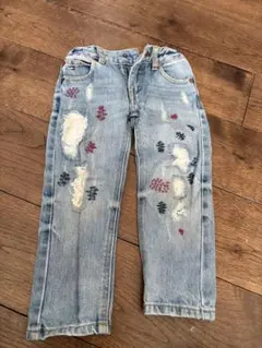 Item thumbnail for item da56c4db-d72c-4edf-9fad-de9ca1ac3b2f