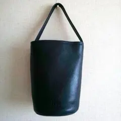 極美品✨ヒロフ ハンドバッグ バケツ型 レザー シボ革 Hロゴ ブラック 美品✨ヒロフ シボ革 レザー Hロゴ トートバッグ ハンドバッグ