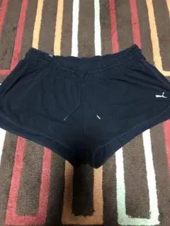 PUMA ショートパンツ　L