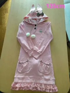 メゾピアノ　美品　うさ耳フード 付き 可愛いシッポ付きワンピース
