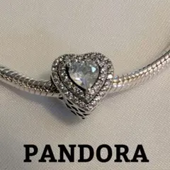PANDORA スパークリング レベルド ハート チャーム クリア