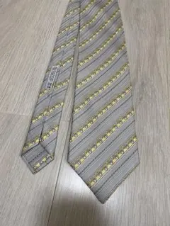 極美品 入手困難 ヴィヴィアンウエストウッド ネクタイ オーブ 黄